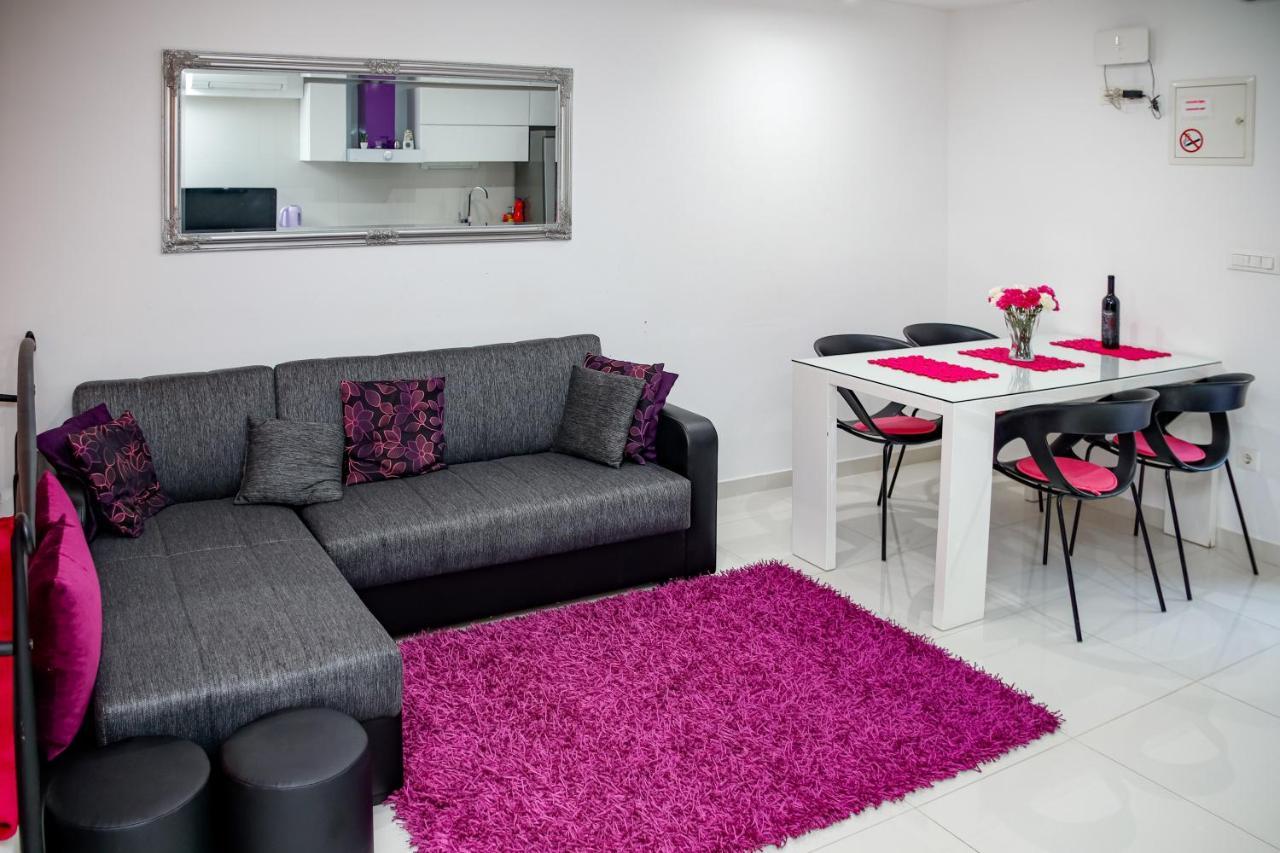 Studio Apartman Hotell Split Exteriör bild