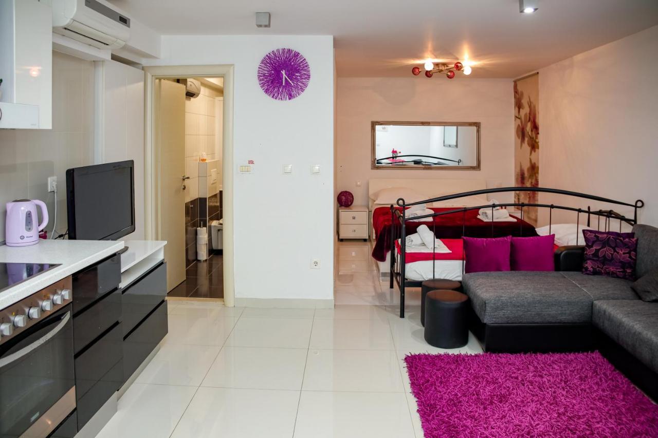 Studio Apartman Hotell Split Exteriör bild