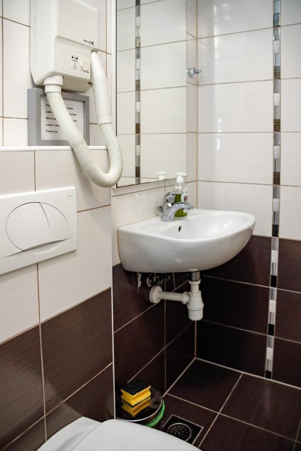 Studio Apartman Hotell Split Exteriör bild
