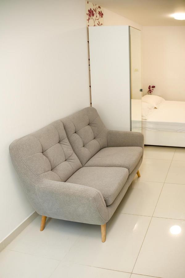 Studio Apartman Hotell Split Exteriör bild