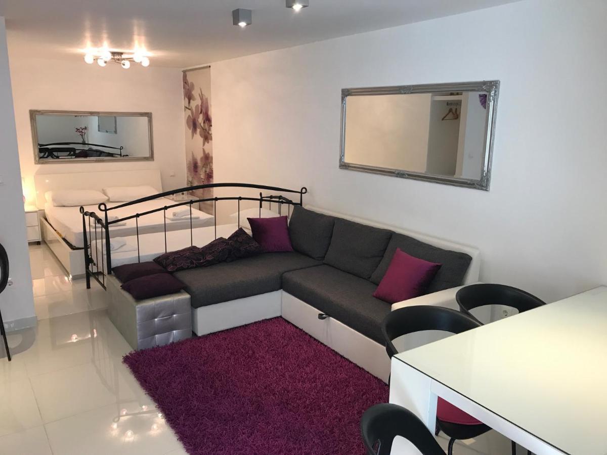 Studio Apartman Hotell Split Exteriör bild
